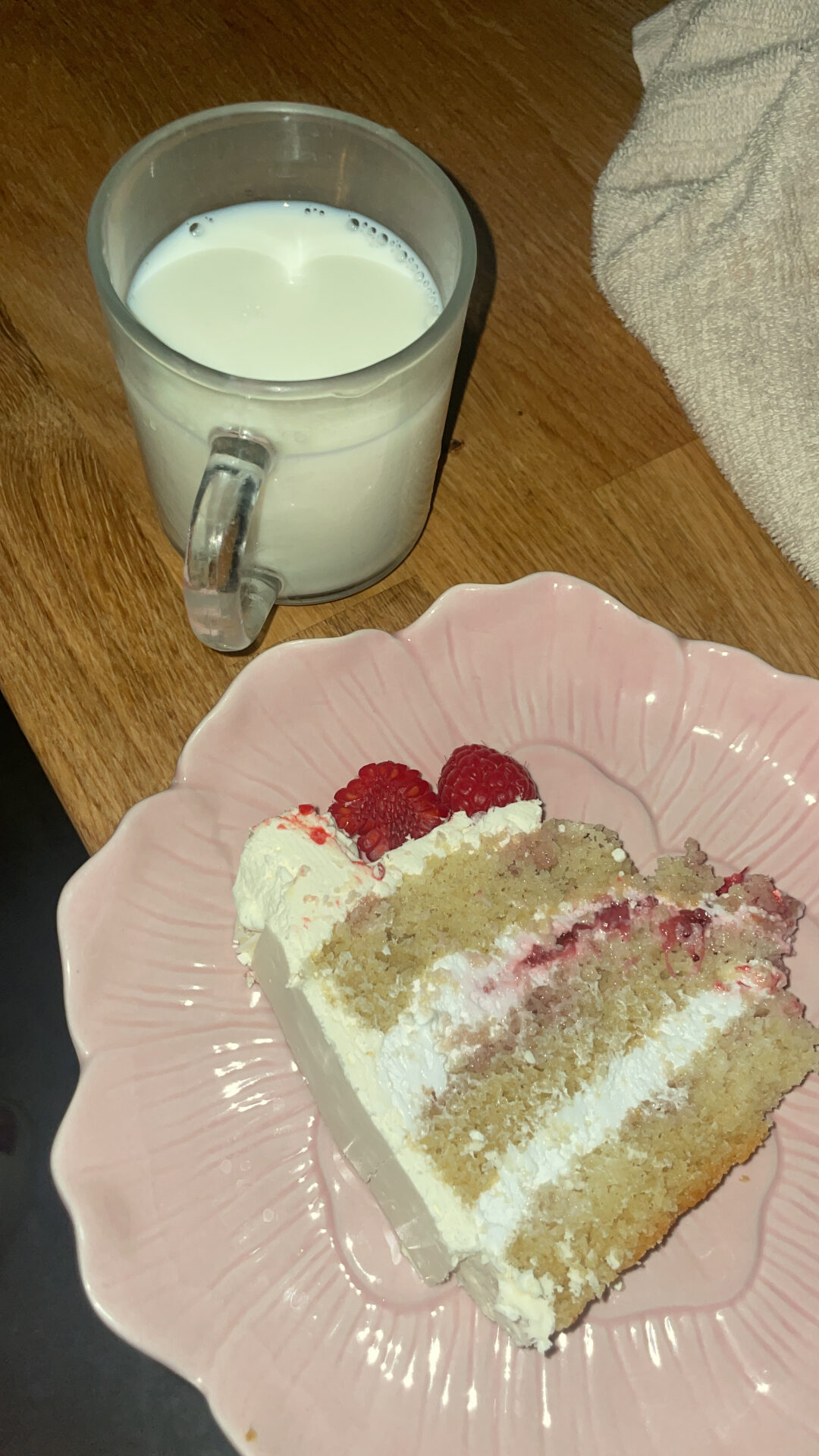 Raspberry vanilla layer slice